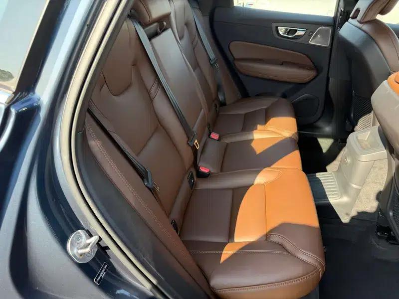 2025 Volvo XC60 PHEV T8 AWD Long Range Smart Luxury Edition — миниатюра 20