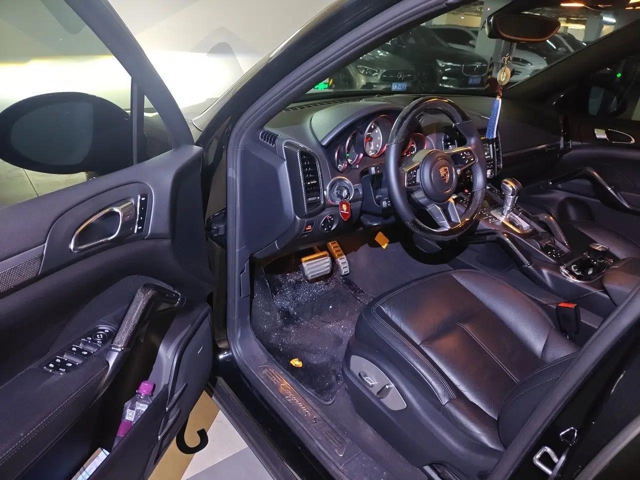 Porsche Cayenne 2011 Cayenne S Hybrid 3.0T — миниатюра 16