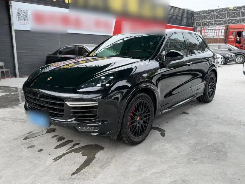 Porsche Cayenne 2016 Cayenne GTS 3.6T — миниатюра 1