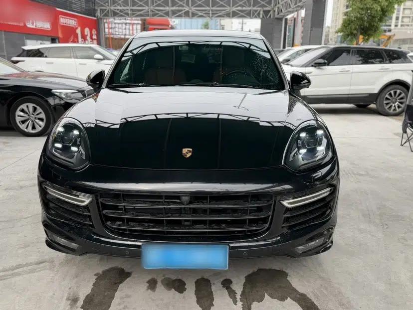 Porsche Cayenne 2016 Cayenne GTS 3.6T — миниатюра 2