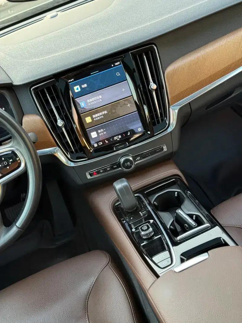 2021 Volvo S90 PHEV T8 E-Drive Hybrid Smart Luxury Edition — миниатюра 8