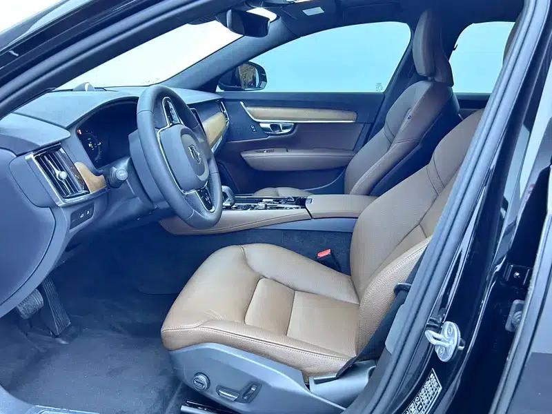 2024 Volvo S90 PHEV T8 AWD Long Range Smart Luxury Edition — миниатюра 17