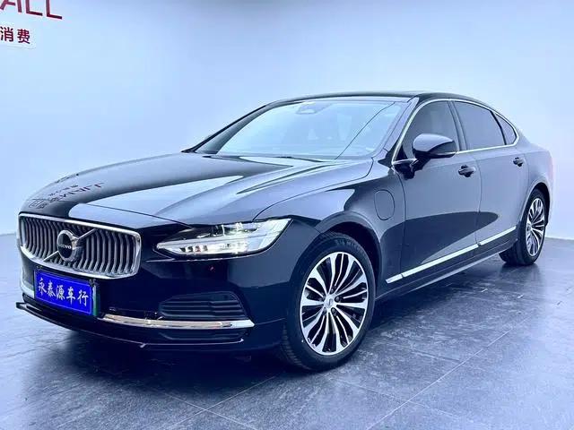 2024 Volvo S90 PHEV T8 AWD Long Range Smart Luxury Edition