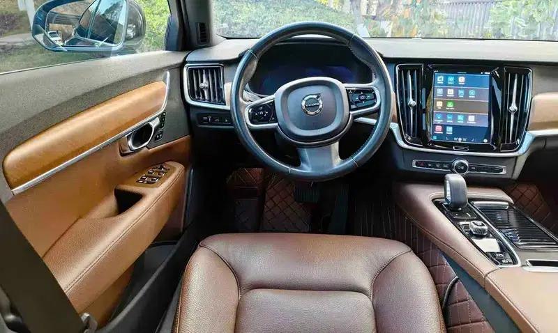2021 Volvo S90 PHEV T8 E-Drive Hybrid Smart Luxury Edition — миниатюра 19