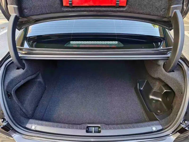 2021 Volvo S90 PHEV T8 E-Drive Hybrid Smart Luxury Edition — миниатюра 23