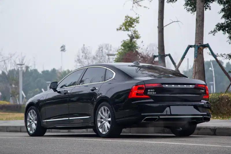 Volvo S90 PHEV 2020 2.0T T8 E-Drive Hybrid Smart Luxury Edition — миниатюра 4