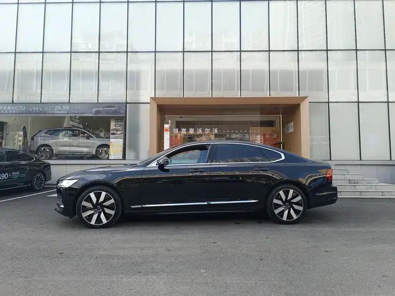 2025 Volvo S90 PHEV T8 AWD Long Range Smart Luxury Edition — миниатюра 4