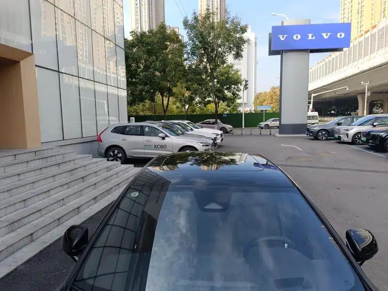 2025 Volvo S90 PHEV T8 AWD Long Range Smart Luxury Edition — миниатюра 10