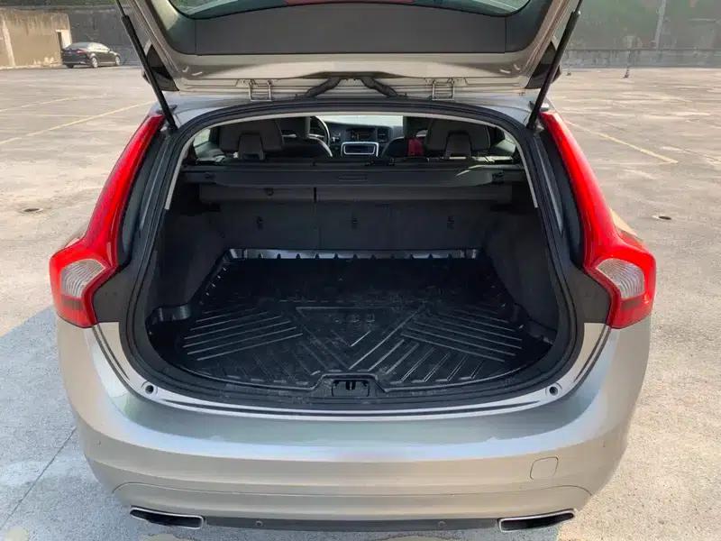 2015 Volvo V60 T5 Smart Edition — миниатюра 22