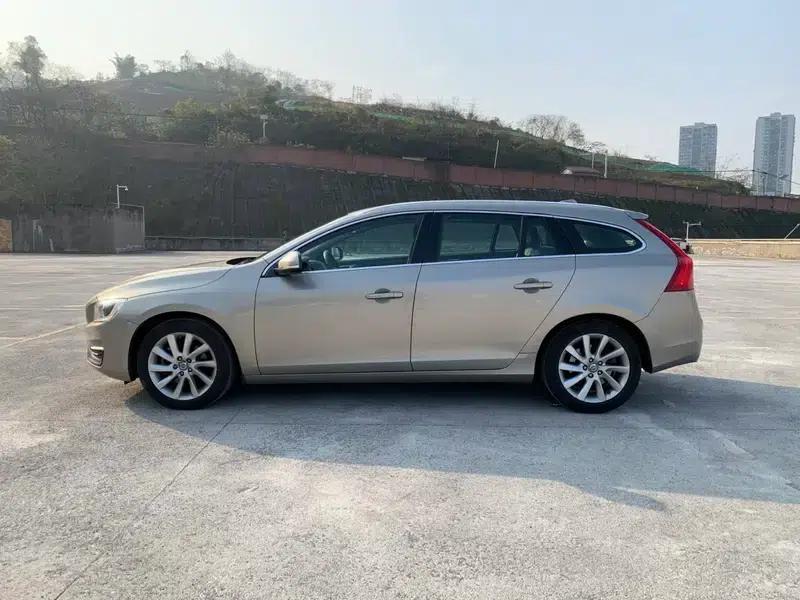 2015 Volvo V60 T5 Smart Edition — миниатюра 4
