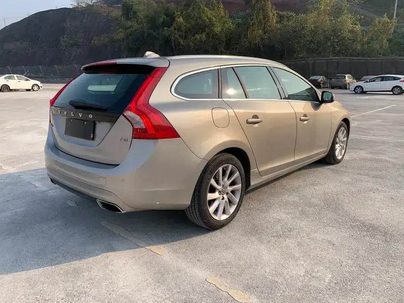 2015 Volvo V60 T5 Smart Edition — миниатюра 7