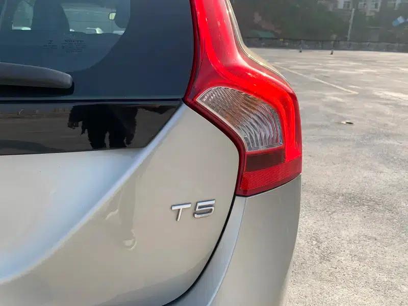 2015 Volvo V60 T5 Smart Edition — миниатюра 10