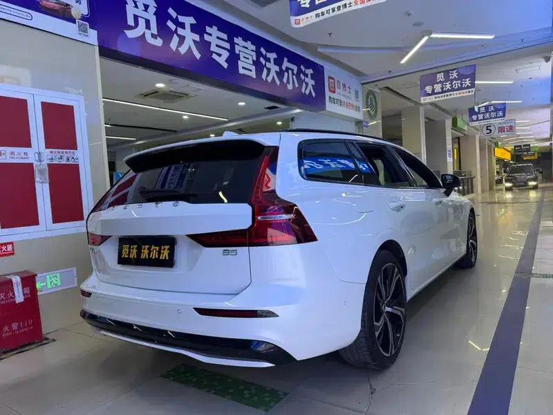 2024 Volvo V60 B5 Smart Sport Edition — миниатюра 6