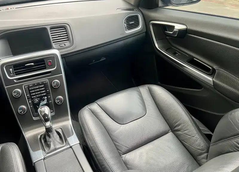 2013 Volvo V60 T5 Comfort Edition — миниатюра 6