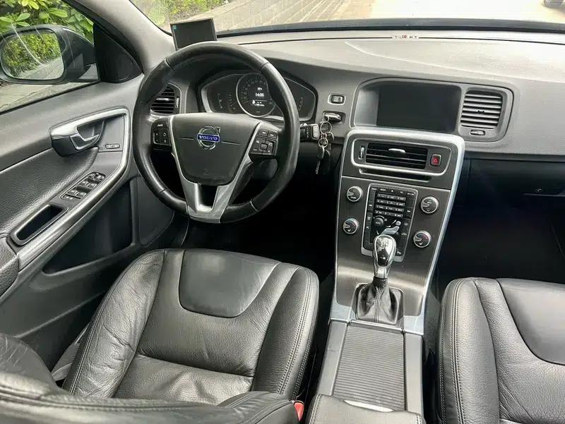 2013 Volvo V60 T5 Comfort Edition — миниатюра 7