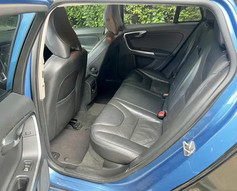 2013 Volvo V60 T5 Comfort Edition — миниатюра 9