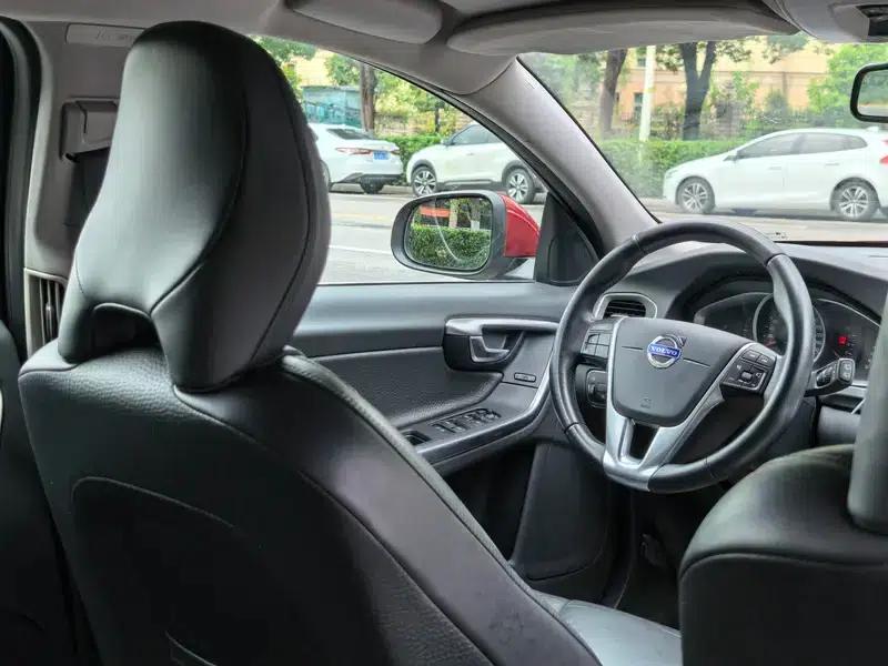 2013 Volvo V60 T5 Comfort Edition — миниатюра 12