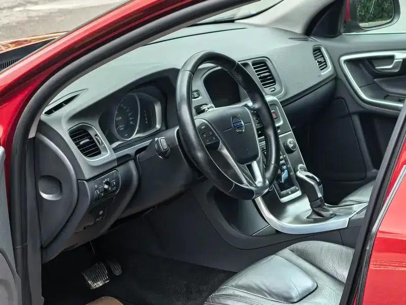 2013 Volvo V60 T5 Comfort Edition — миниатюра 15