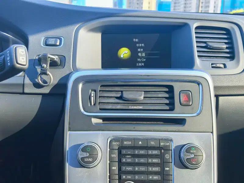 2017 Volvo V60 T4 Smart Edition (National V Emission Standard) — миниатюра 11
