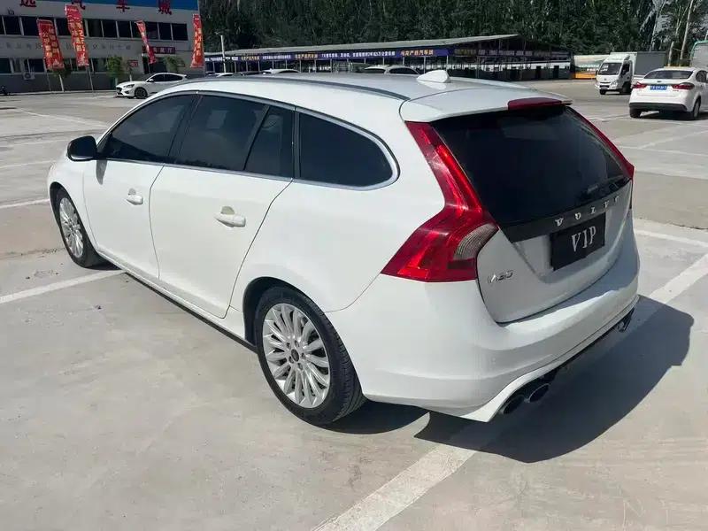 2014 Volvo V60 T5 Smart Edition — миниатюра 4