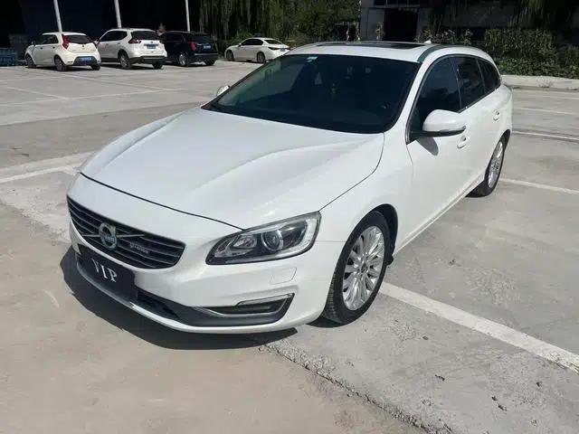 2014 Volvo V60 T5 Smart Edition