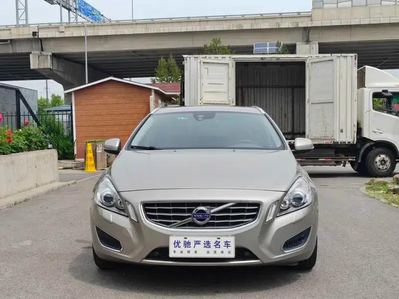 2013 Volvo V60 T5 Comfort Edition — миниатюра 2