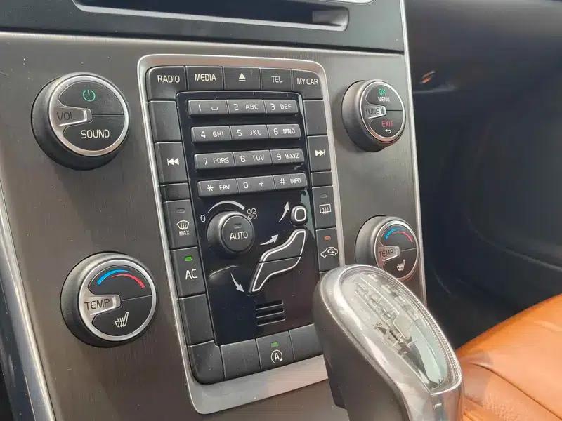 2013 Volvo V60 T5 Comfort Edition — миниатюра 14