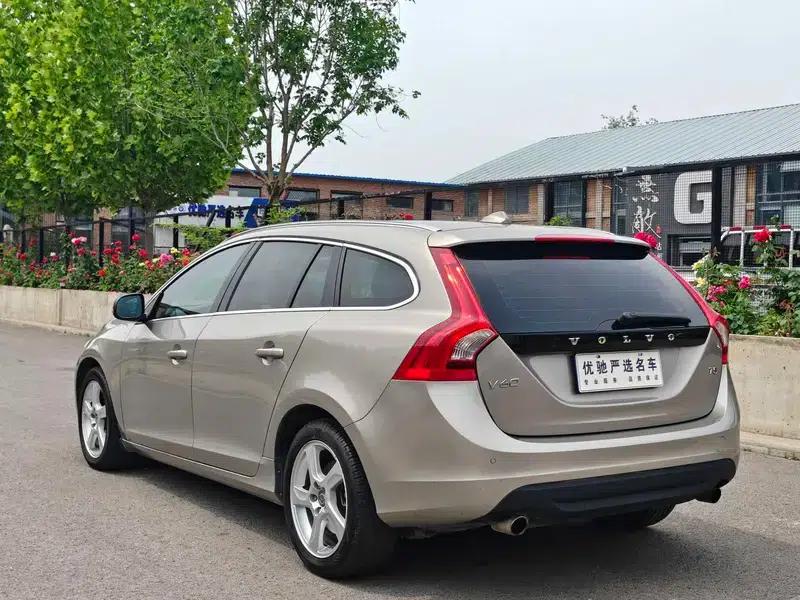 2013 Volvo V60 T5 Comfort Edition — миниатюра 5