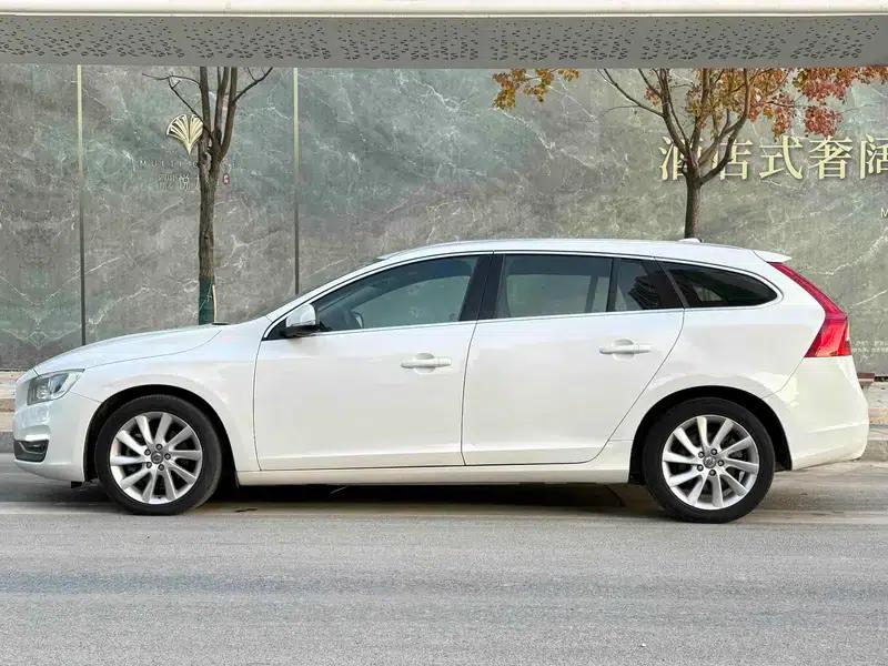2015 Volvo V60 T5 Smart Edition — миниатюра 3