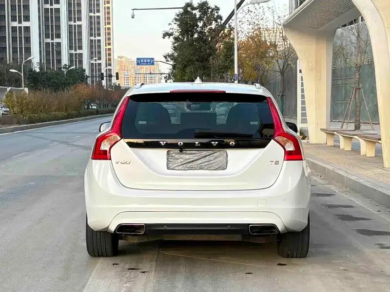 2015 Volvo V60 T5 Smart Edition — миниатюра 5