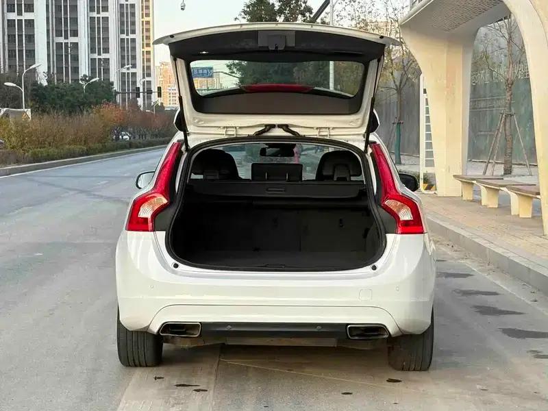 2015 Volvo V60 T5 Smart Edition — миниатюра 9