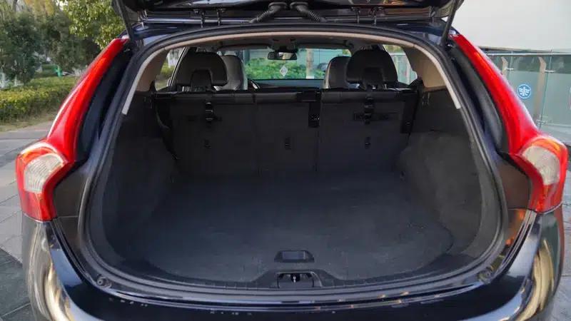 2013 Volvo V60 T5 Comfort Edition — миниатюра 14