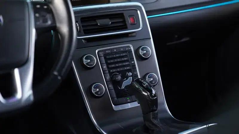2013 Volvo V60 T5 Comfort Edition — миниатюра 4