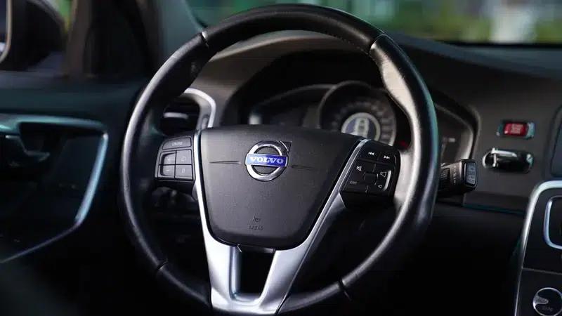 2013 Volvo V60 T5 Comfort Edition — миниатюра 8