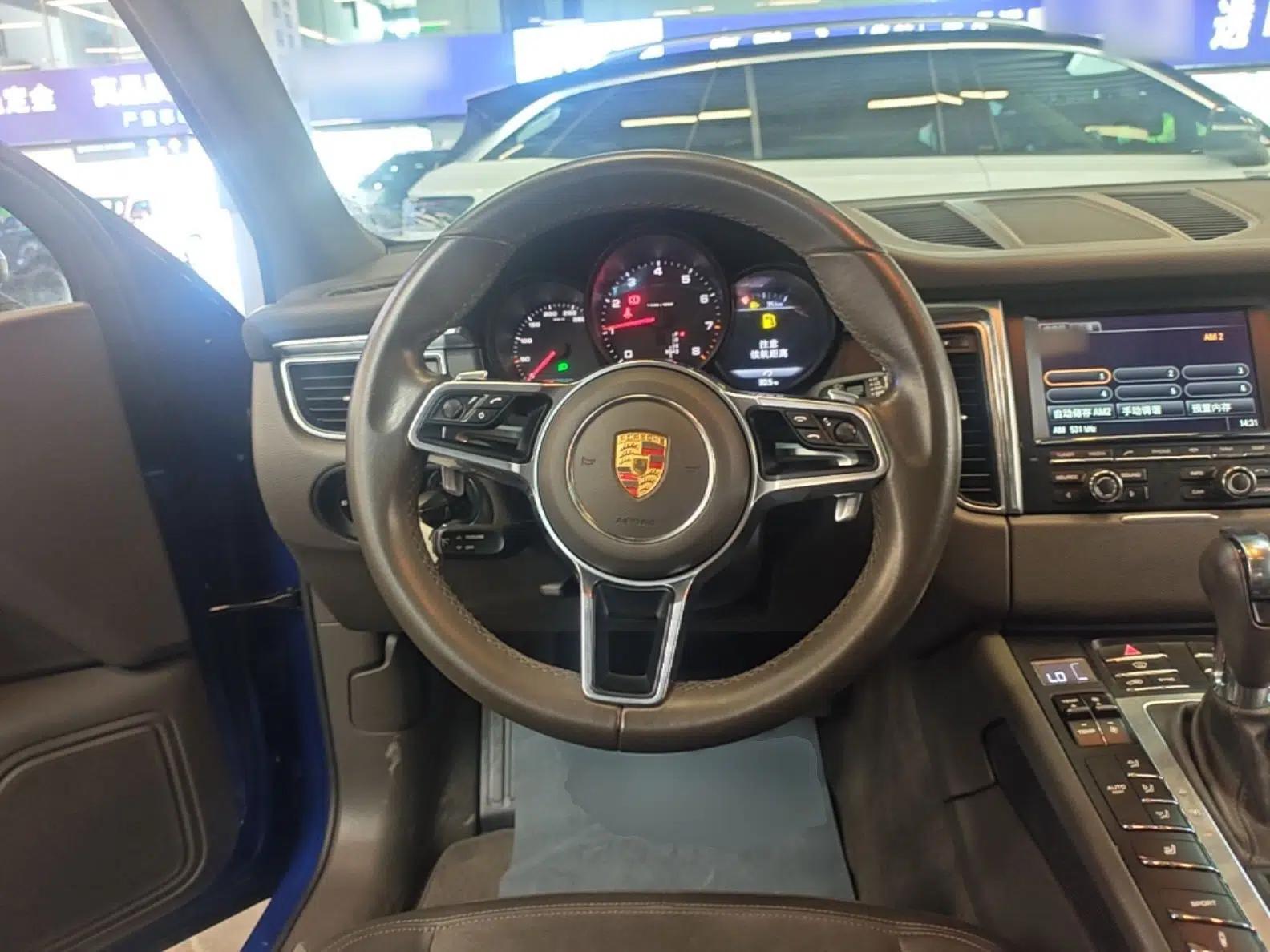 Porsche Macan 2014 Macan 2.0T — миниатюра 13