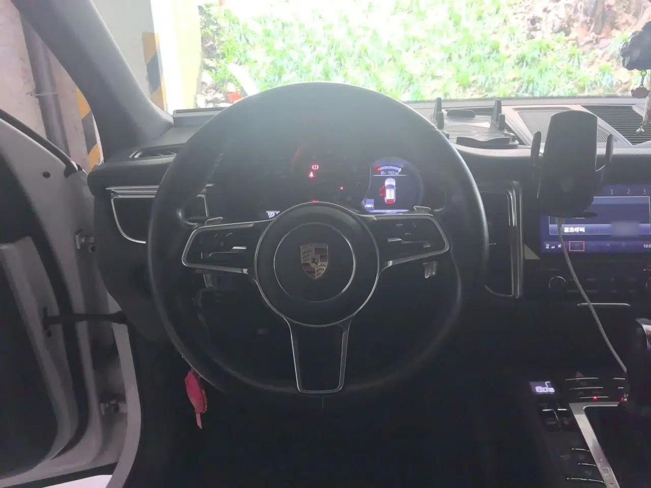 Porsche Macan 2016 Macan 2.0T — миниатюра 10