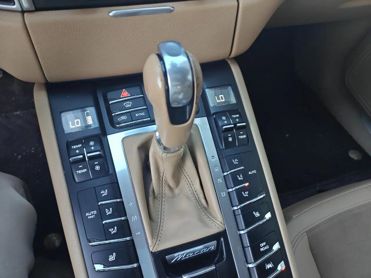 Porsche Macan 2017 Macan 2.0T — миниатюра 14