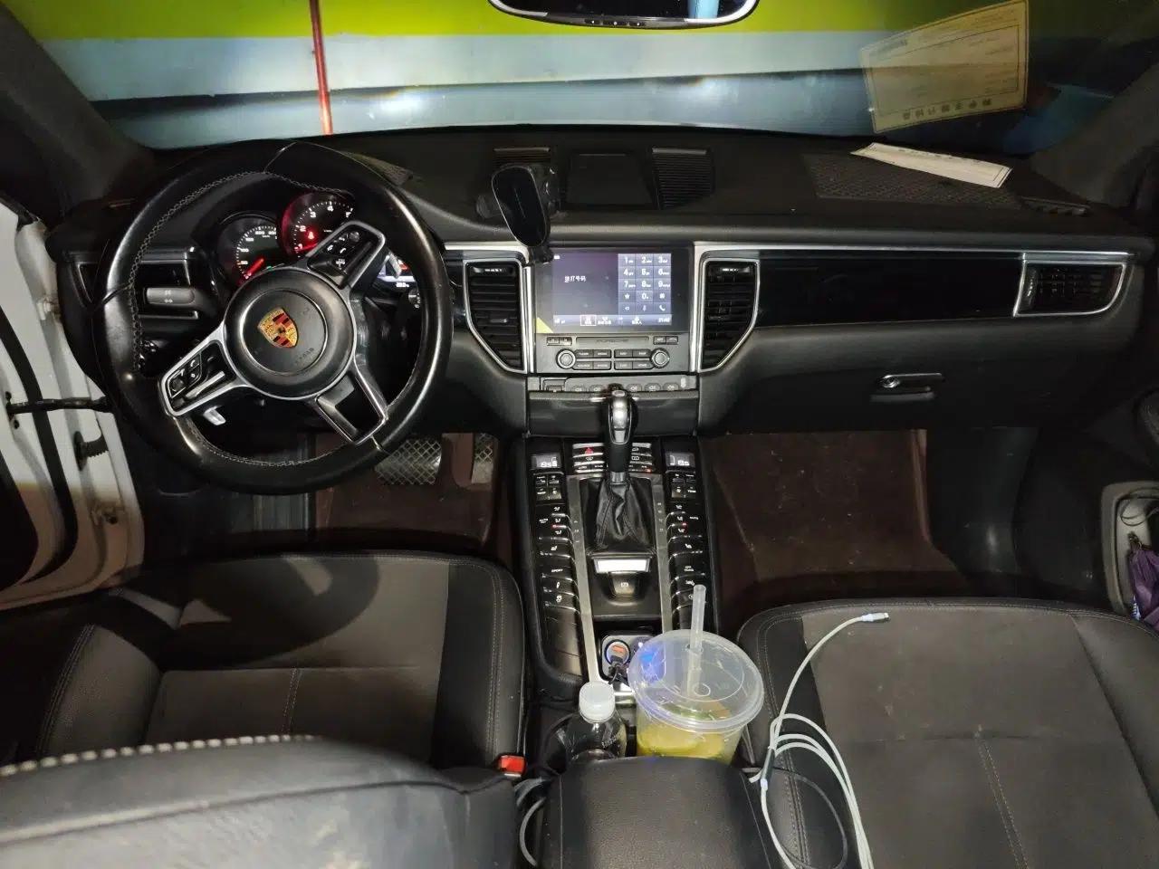 Porsche Macan 2016 Macan 2.0T — миниатюра 9