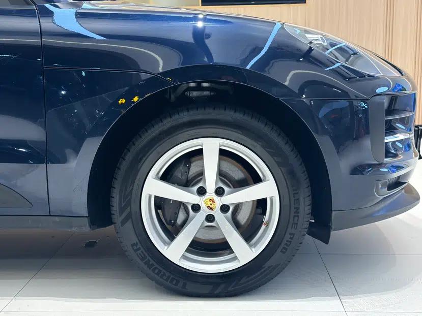 Porsche Macan 2018 Macan 2.0T — миниатюра 14