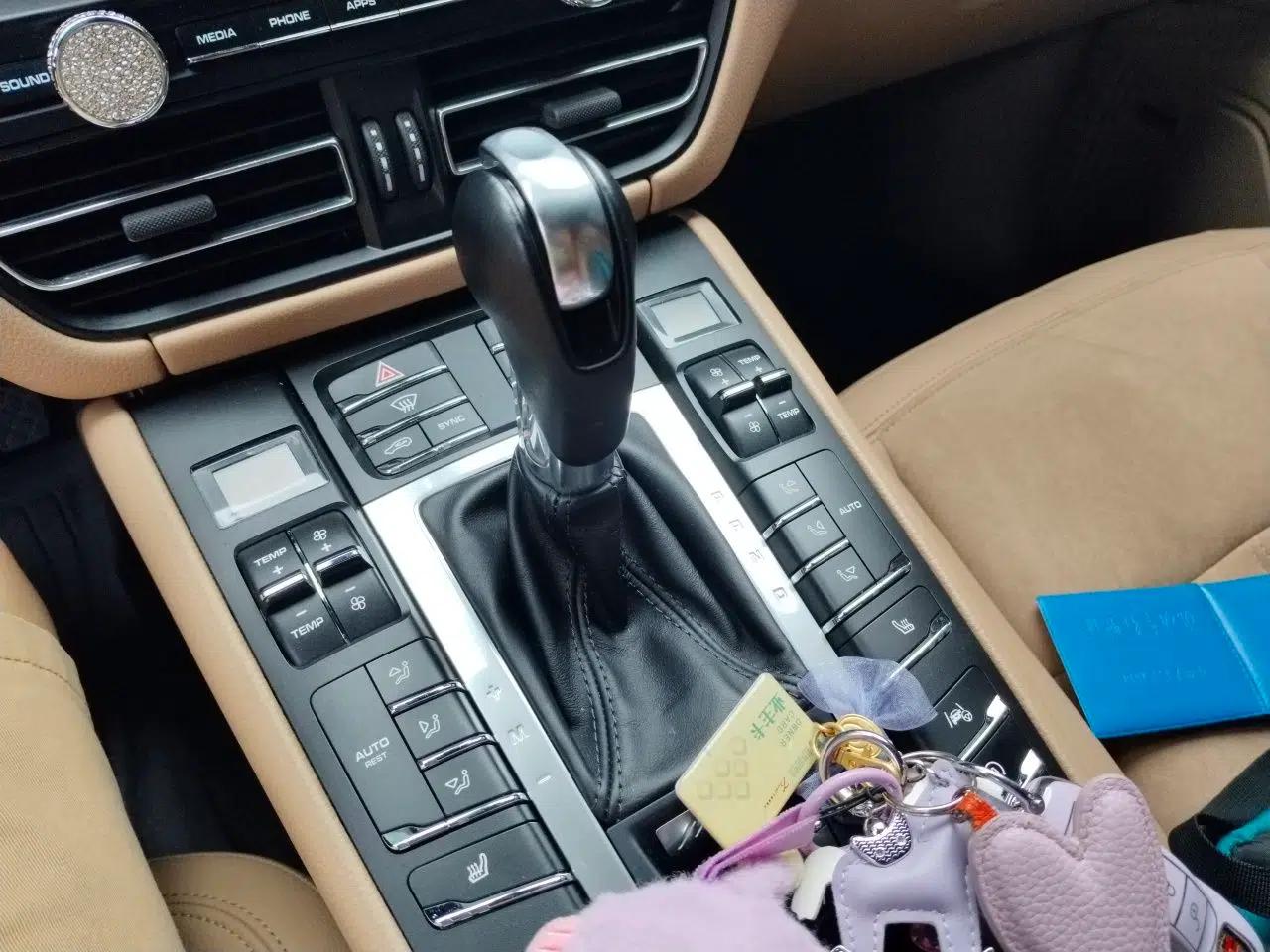 Porsche Macan 2018 Macan 2.0T — миниатюра 14