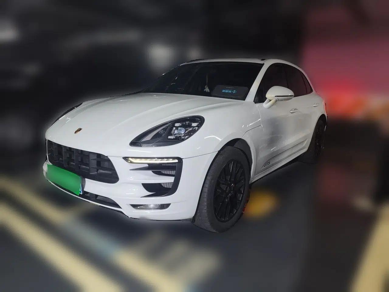 Porsche Macan 2017 Macan GTS 3.0T — миниатюра 1
