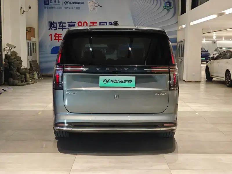 Volvo EM90 2025 Ultra 6-seater — миниатюра 5