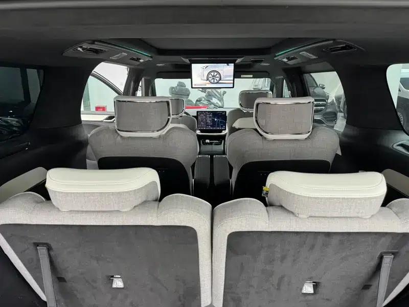 Volvo EM90 2025 Ultra 6-seater — миниатюра 25