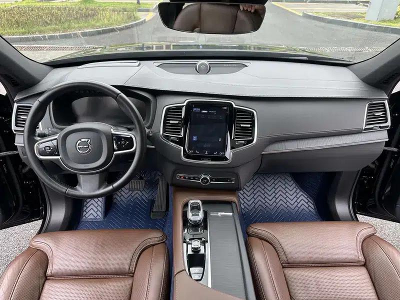 Volvo XC90 PHEV 2022 E-Drive Hybrid T8 Inscription Luxury Edition 7-seater — миниатюра 14