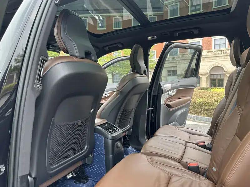 Volvo XC90 PHEV 2022 E-Drive Hybrid T8 Inscription Luxury Edition 7-seater — миниатюра 19