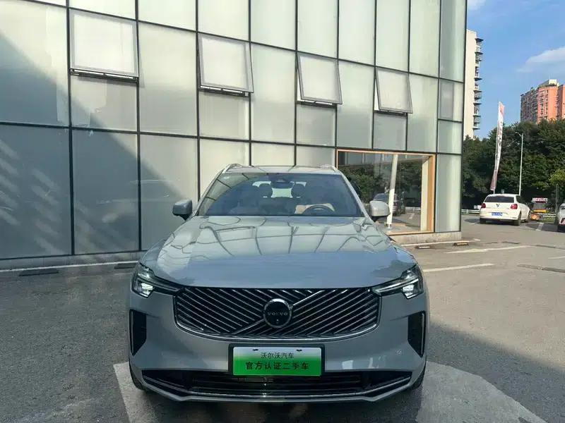 Volvo XC90 PHEV 2025 Facelift E-Drive Hybrid T8 Long Range Premium Luxury Edition 7-Seater — миниатюра 2