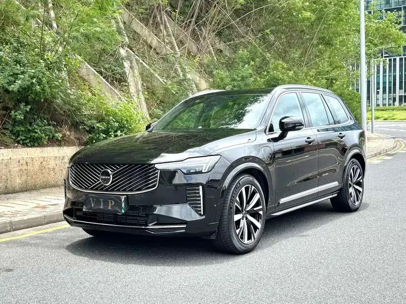 Volvo XC90 PHEV 2025 Facelift E-Drive Hybrid T8 Long Range Premium Luxury Edition 7-Seater — миниатюра 1