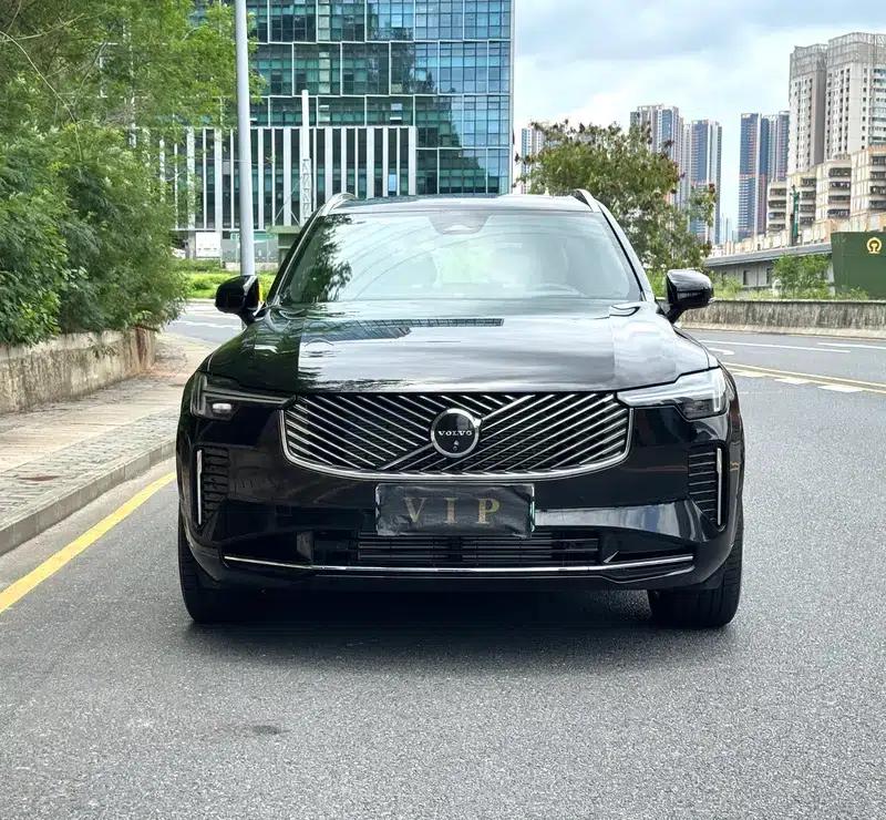 Volvo XC90 PHEV 2025 Facelift E-Drive Hybrid T8 Long Range Premium Luxury Edition 7-Seater — миниатюра 2