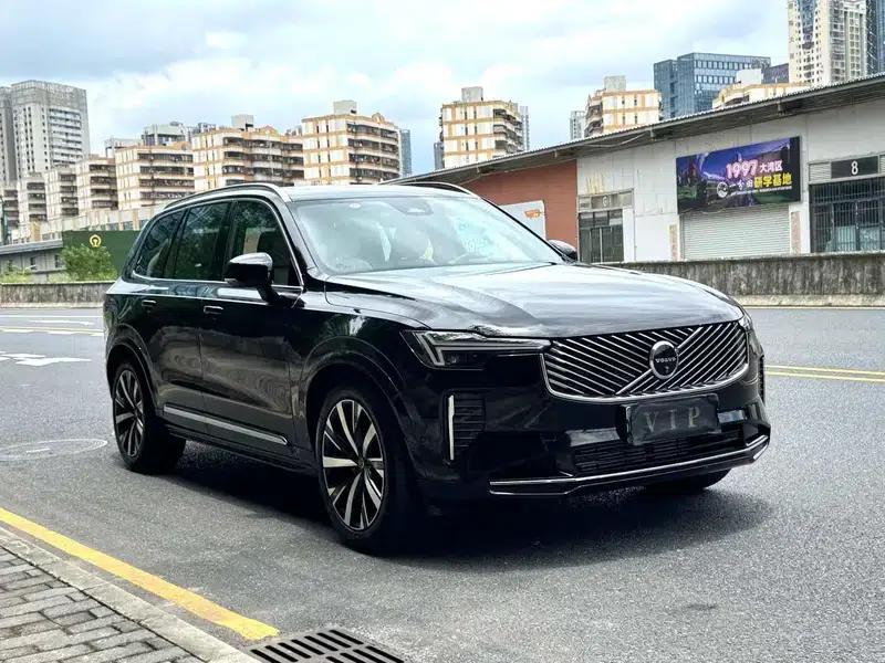 Volvo XC90 PHEV 2025 Facelift E-Drive Hybrid T8 Long Range Premium Luxury Edition 7-Seater — миниатюра 3