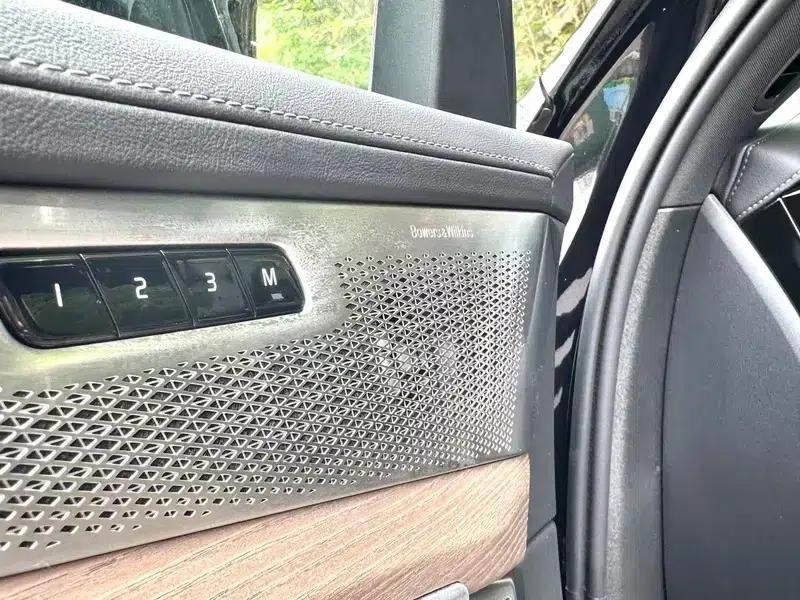 Volvo XC90 PHEV 2025 Facelift E-Drive Hybrid T8 Long Range Premium Luxury Edition 7-Seater — миниатюра 10